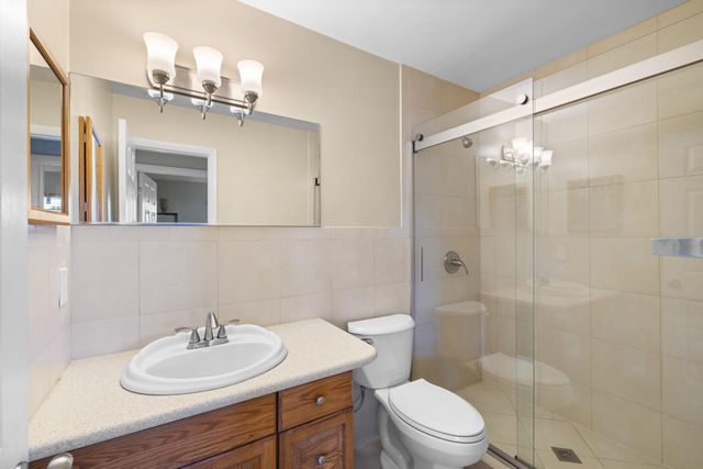 2701 NE 1st Street 106, Pompano Beach, FL 33062