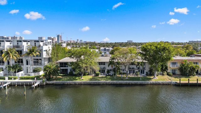 2701 NE 1st Street 106, Pompano Beach, FL 33062