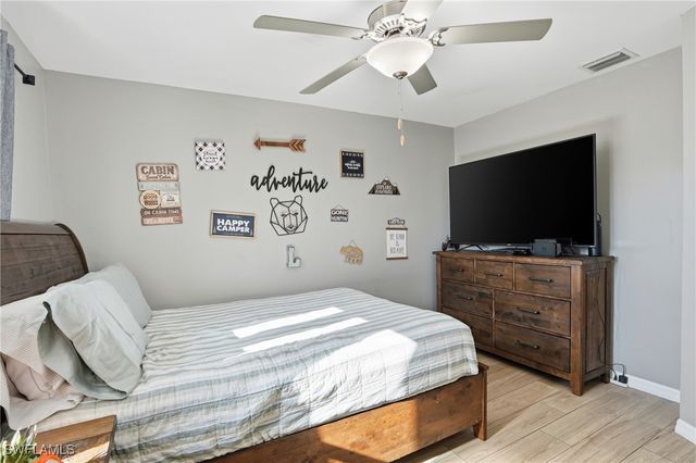 4153 NE 9th PL, Cape Coral, FL 33909