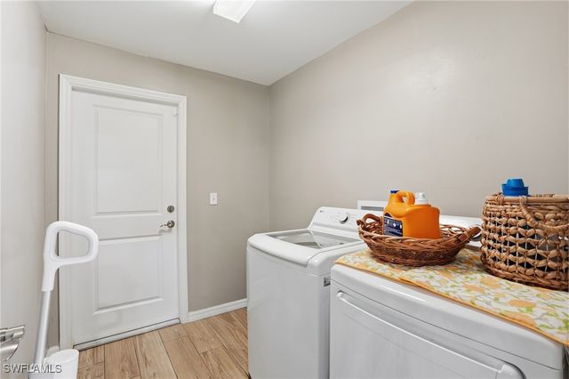 4153 NE 9th PL, Cape Coral, FL 33909