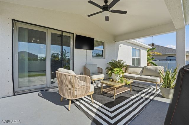 4153 NE 9th PL, Cape Coral, FL 33909