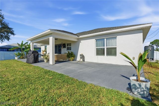 4153 NE 9th PL, Cape Coral, FL 33909