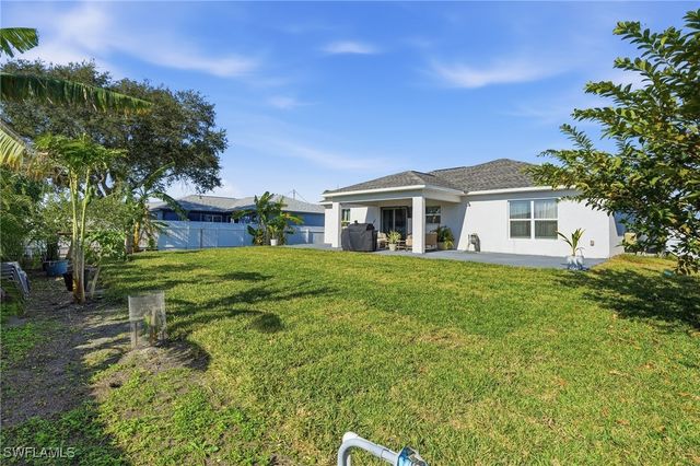 4153 NE 9th PL, Cape Coral, FL 33909