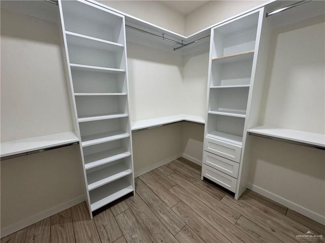 2820 N Alyna Avenue, Edinburg, TX 78541
