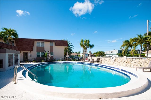 457 Tallwood ST 108, Marco Island, FL 34145