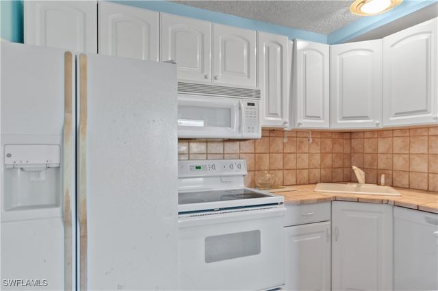457 Tallwood ST 108, Marco Island, FL 34145