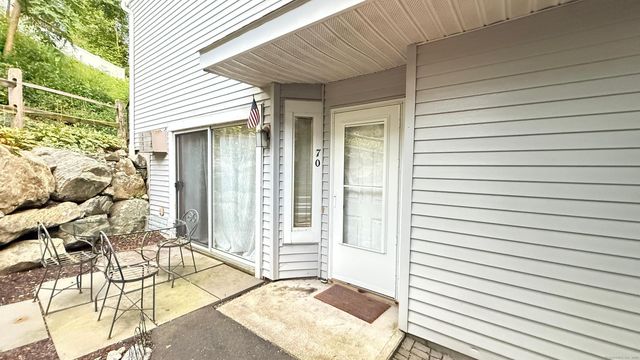 20 East Pembroke Road 70, Danbury, CT 06811
