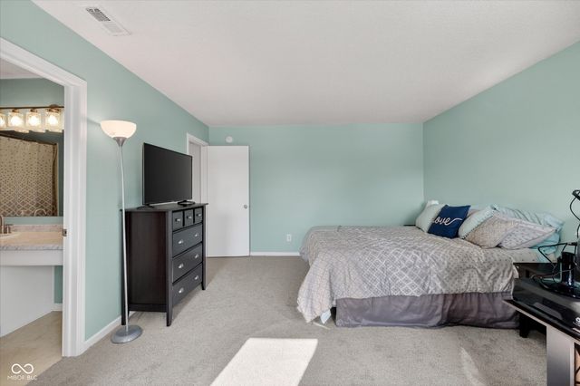 6880 W Kingston Drive, Mccordsville, IN 46055