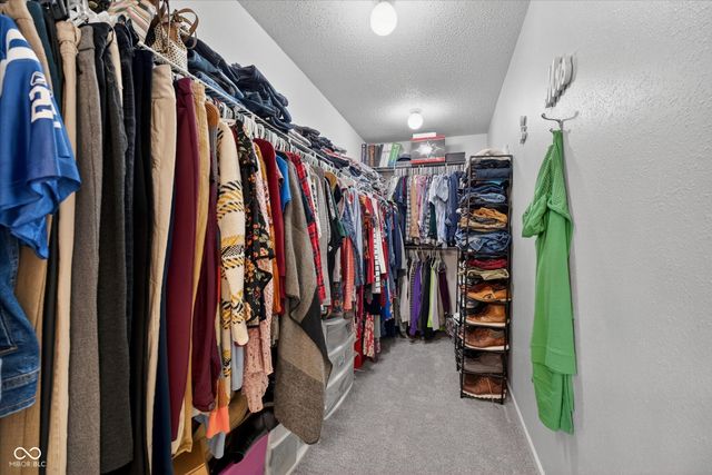 6880 W Kingston Drive, Mccordsville, IN 46055