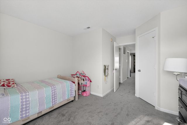 6880 W Kingston Drive, Mccordsville, IN 46055