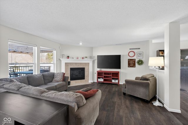 6880 W Kingston Drive, Mccordsville, IN 46055