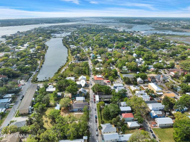89 WASHINGTON Street, St. Augustine, FL 32084