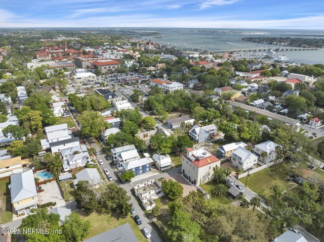89 WASHINGTON Street, St. Augustine, FL 32084