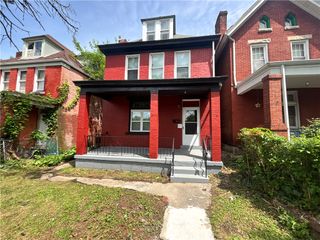 247 Rochelle St, Knoxville, PA 15201