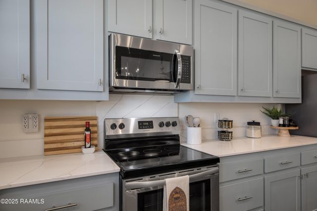 604 E Vermilion Street, Lafayette, LA 70501