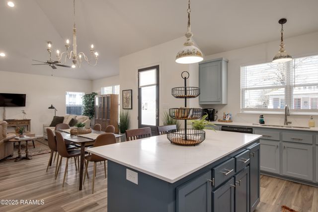 604 E Vermilion Street, Lafayette, LA 70501