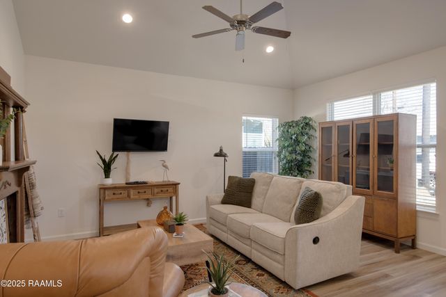 604 E Vermilion Street, Lafayette, LA 70501