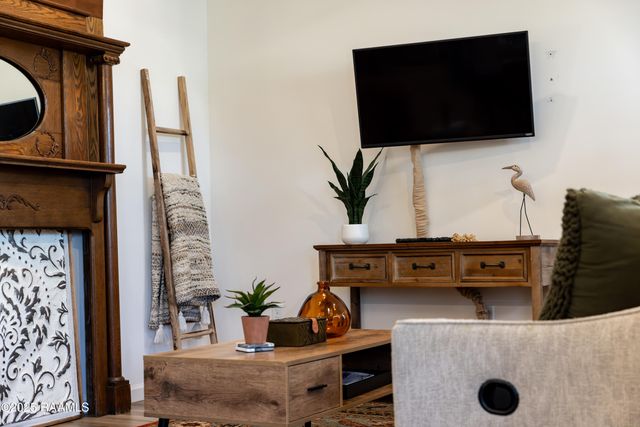 604 E Vermilion Street, Lafayette, LA 70501