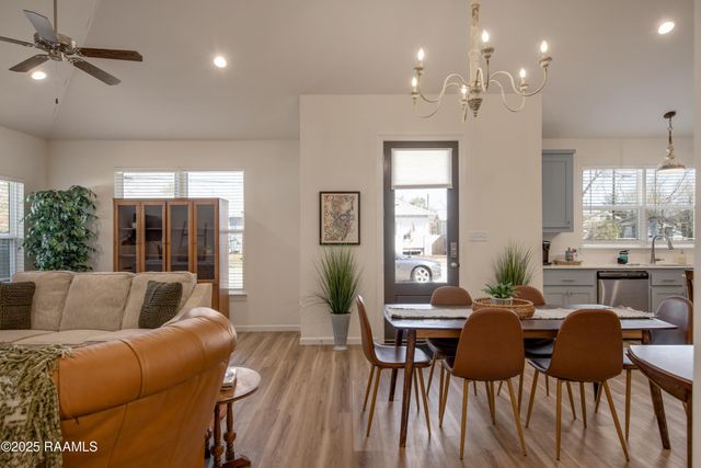 604 E Vermilion Street, Lafayette, LA 70501