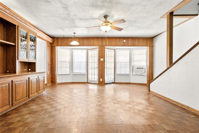 215 Jasanda Way, Mesquite, TX 75149