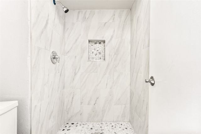 215 Jasanda Way, Mesquite, TX 75149