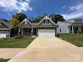 138 Prestwick Way 17, Mooresville, NC 28115