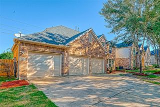 618 Silver Creek Circle, Richmond, TX 77406