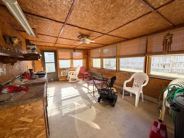 1445 Pickwick Street, Ottawa, IL 61350