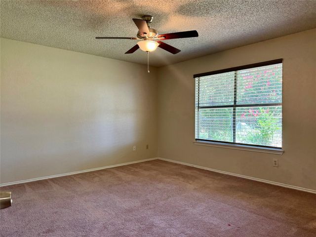 8628 Piney Creek BND, Austin, TX 78745