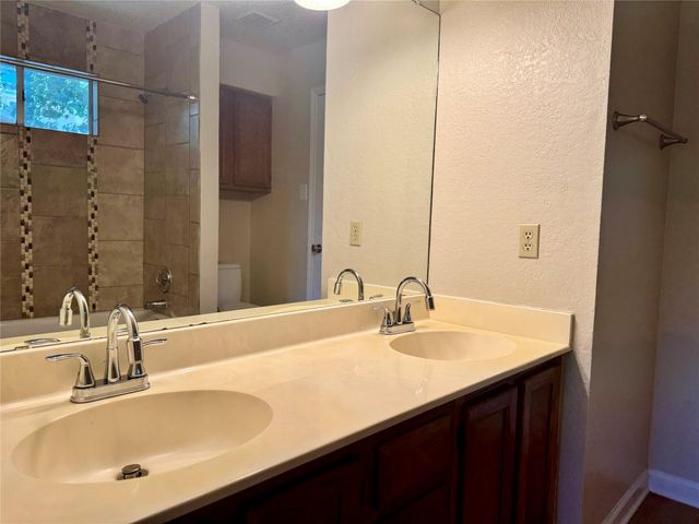 8628 Piney Creek BND, Austin, TX 78745