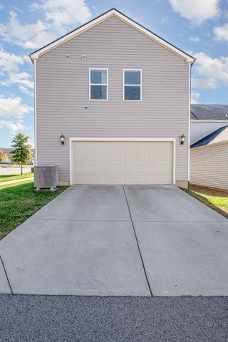 241 River Rd, Columbia, TN 38401