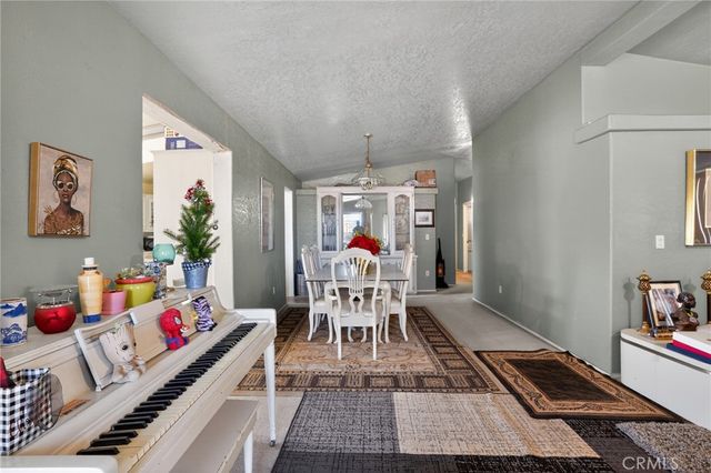3512 S Blythe Avenue, Fresno, CA 93706