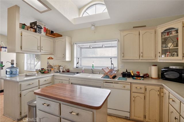3512 S Blythe Avenue, Fresno, CA 93706