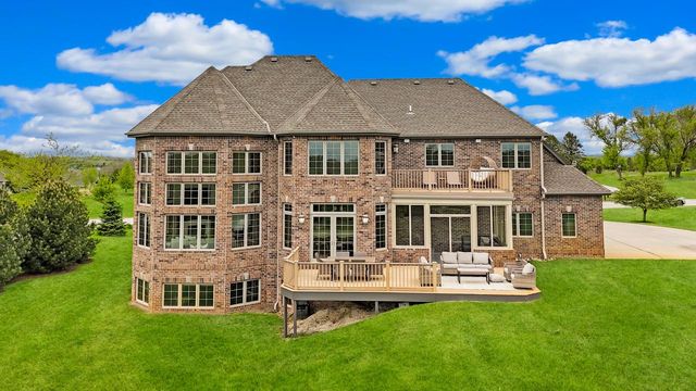 N66W27127 Tamnamore DRIVE, Lisbon, WI 53089