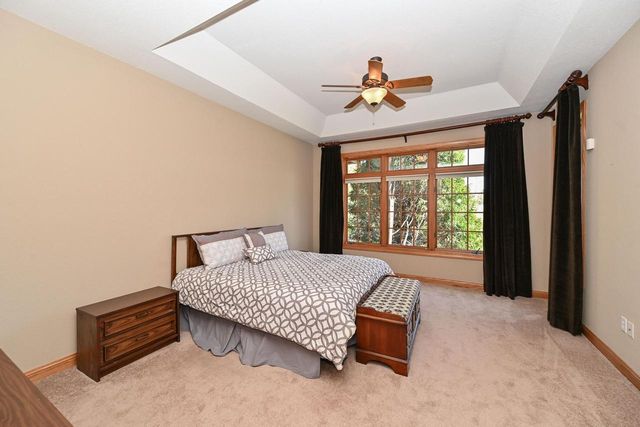 10803 Essex DRIVE, Mequon, WI 53092