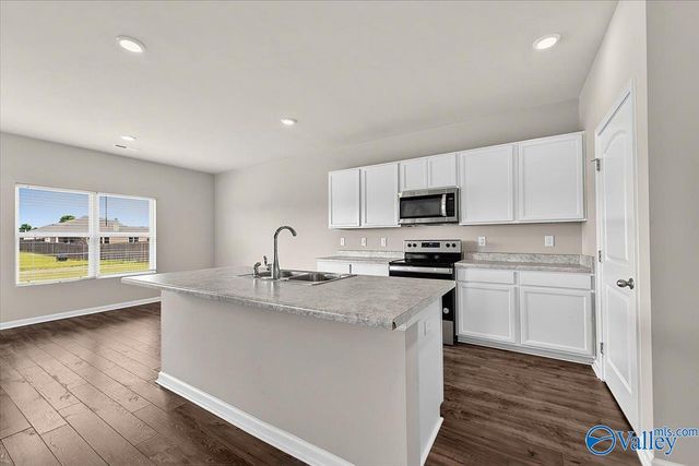 107 Arctic Fox Trail, Meridianville, AL 35759