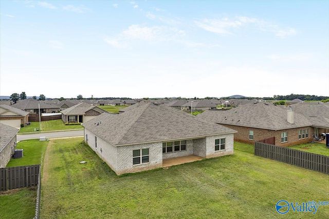 107 Arctic Fox Trail, Meridianville, AL 35759