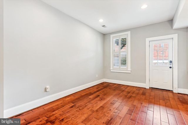 931 FARRAGUT STREET, Washington, DC 20011