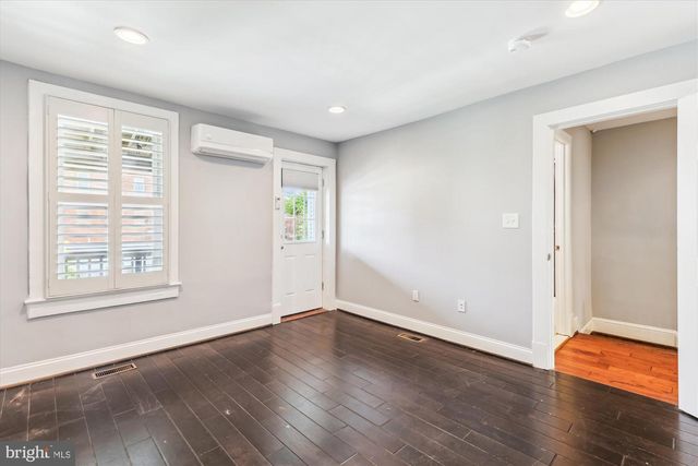931 FARRAGUT STREET, Washington, DC 20011