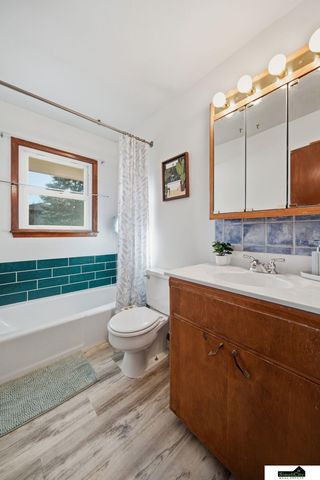 7311 Garland Street, Lincoln, NE 68505