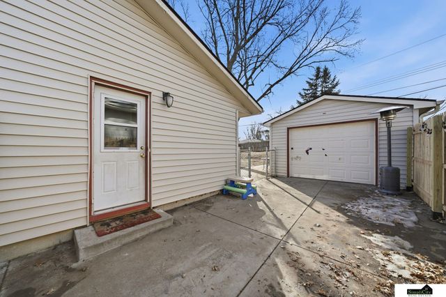 7311 Garland Street, Lincoln, NE 68505