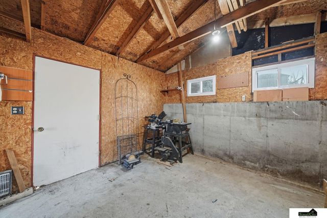 7311 Garland Street, Lincoln, NE 68505