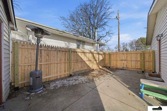 7311 Garland Street, Lincoln, NE 68505