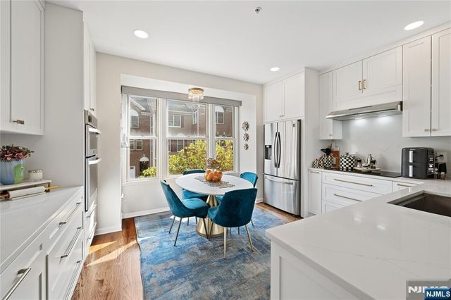 449 Albany Court, West New York, NJ 07093