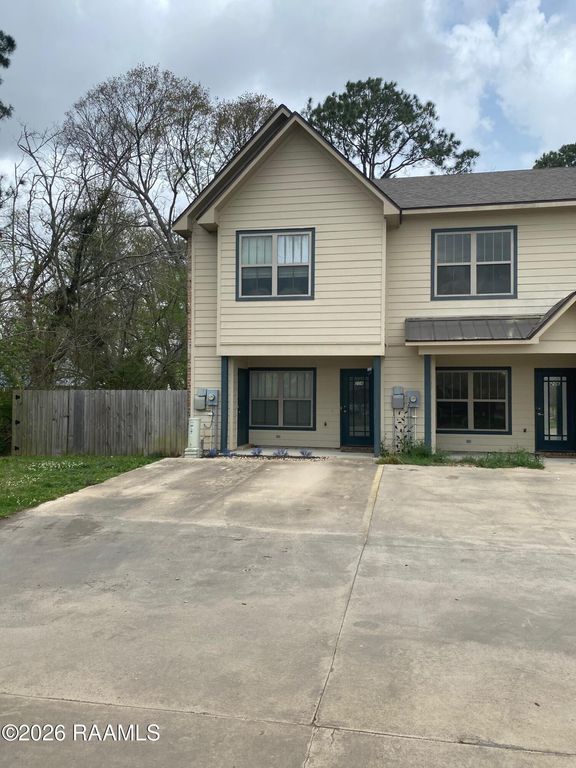 208 Caudill Drive, Lafayette, LA 70508