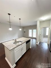 4310 Park Road 304, Charlotte, NC 28209