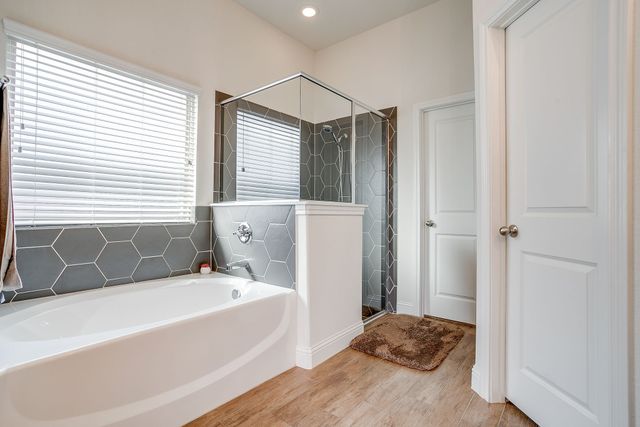 500 Sheer Bliss Lane, Fort Worth, TX 76114