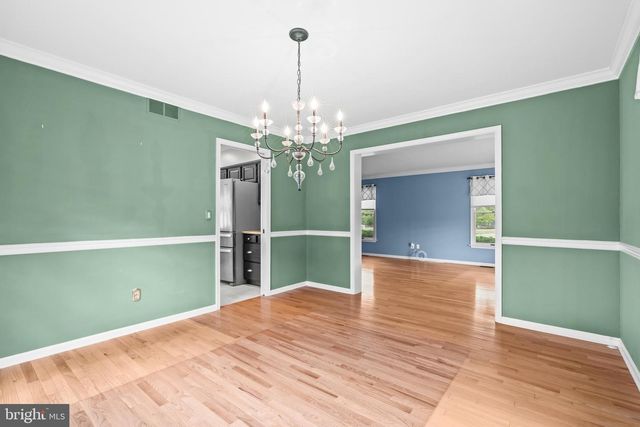 144 MIDDLE CREEK RD, Gilbertsville, PA 19525