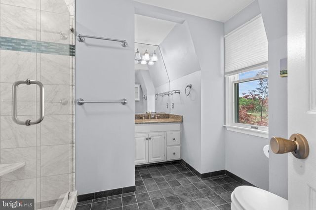 144 MIDDLE CREEK RD, Gilbertsville, PA 19525