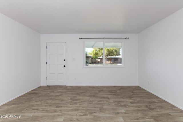 1041 E FAIRMONT Drive, Tempe, AZ 85282